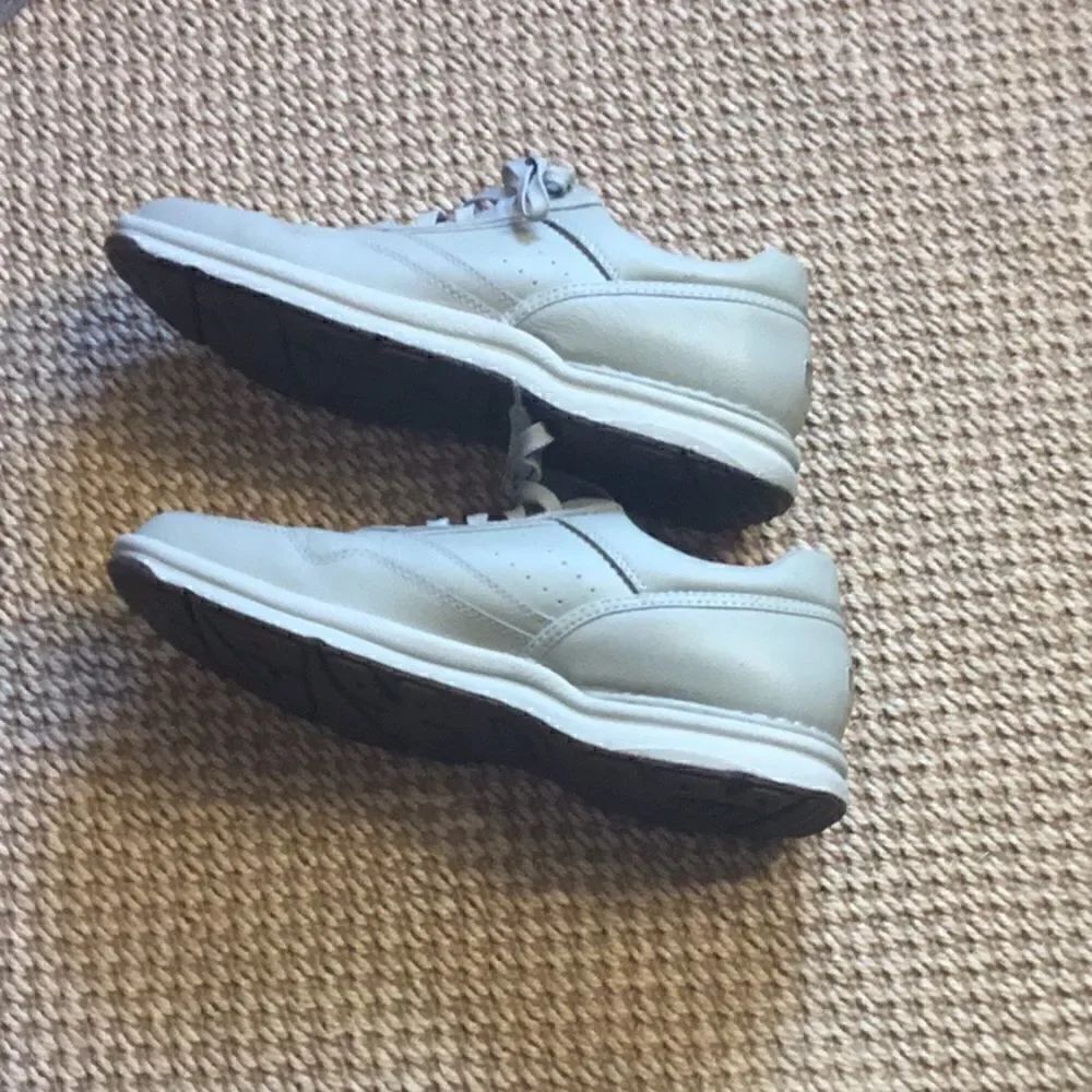ROCKPORT PROWALKER in size 11 - Picture 9 of 16
